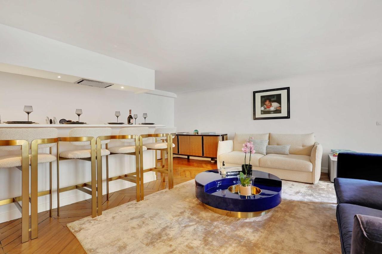 Elegant Apartment - 2Bd-6P - Avenue Montaigne Париж Экстерьер фото