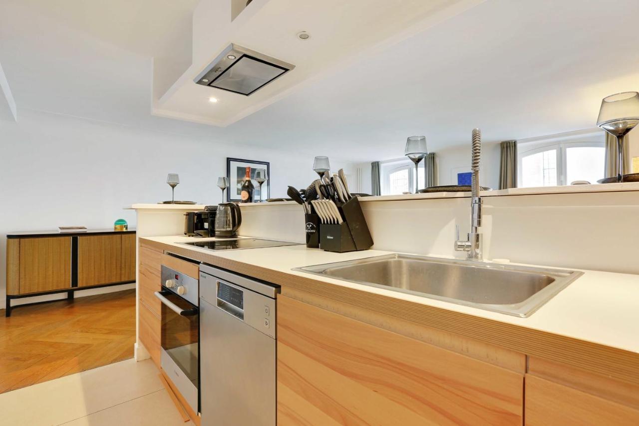 Elegant Apartment - 2Bd-6P - Avenue Montaigne Париж Экстерьер фото