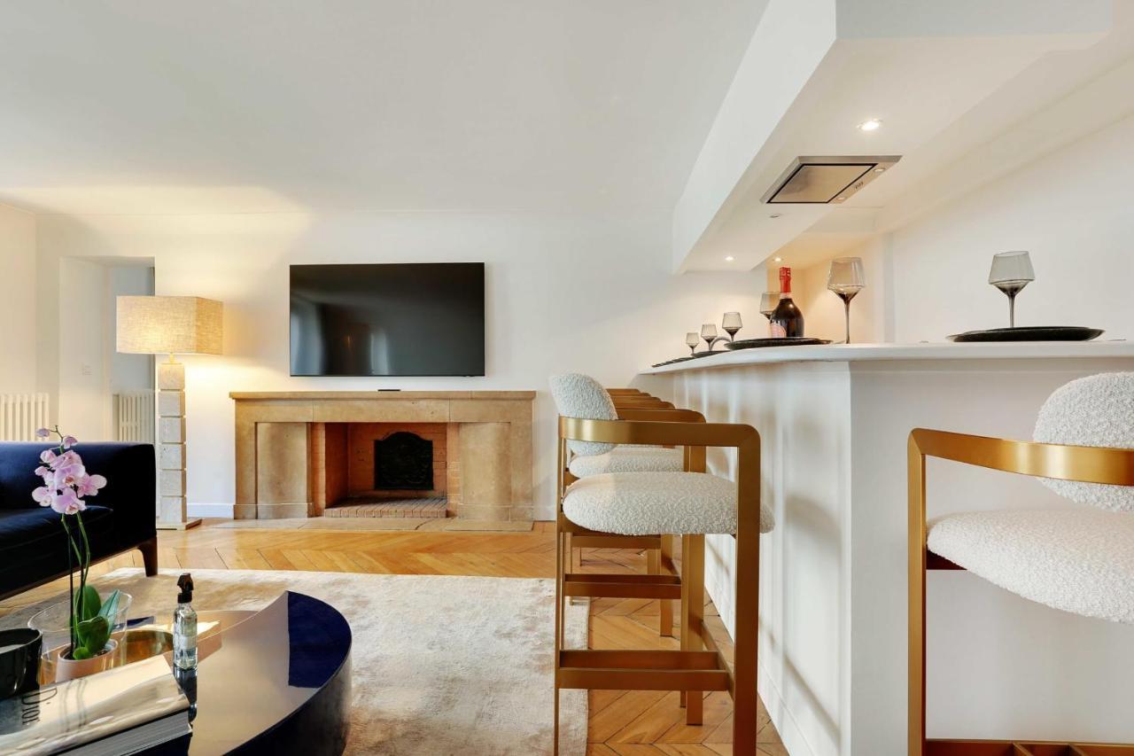 Elegant Apartment - 2Bd-6P - Avenue Montaigne Париж Экстерьер фото